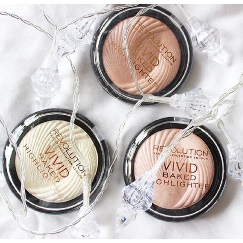 Odbo Vivid Baked Highlighter 7.5g ไฮไลท์หน้า od106 โอดีบีโอ วิวิด เบค ไฮไลท์เตอร์ ละเอียดบางเบา ช่วยเพิ่มมิติ ❤
