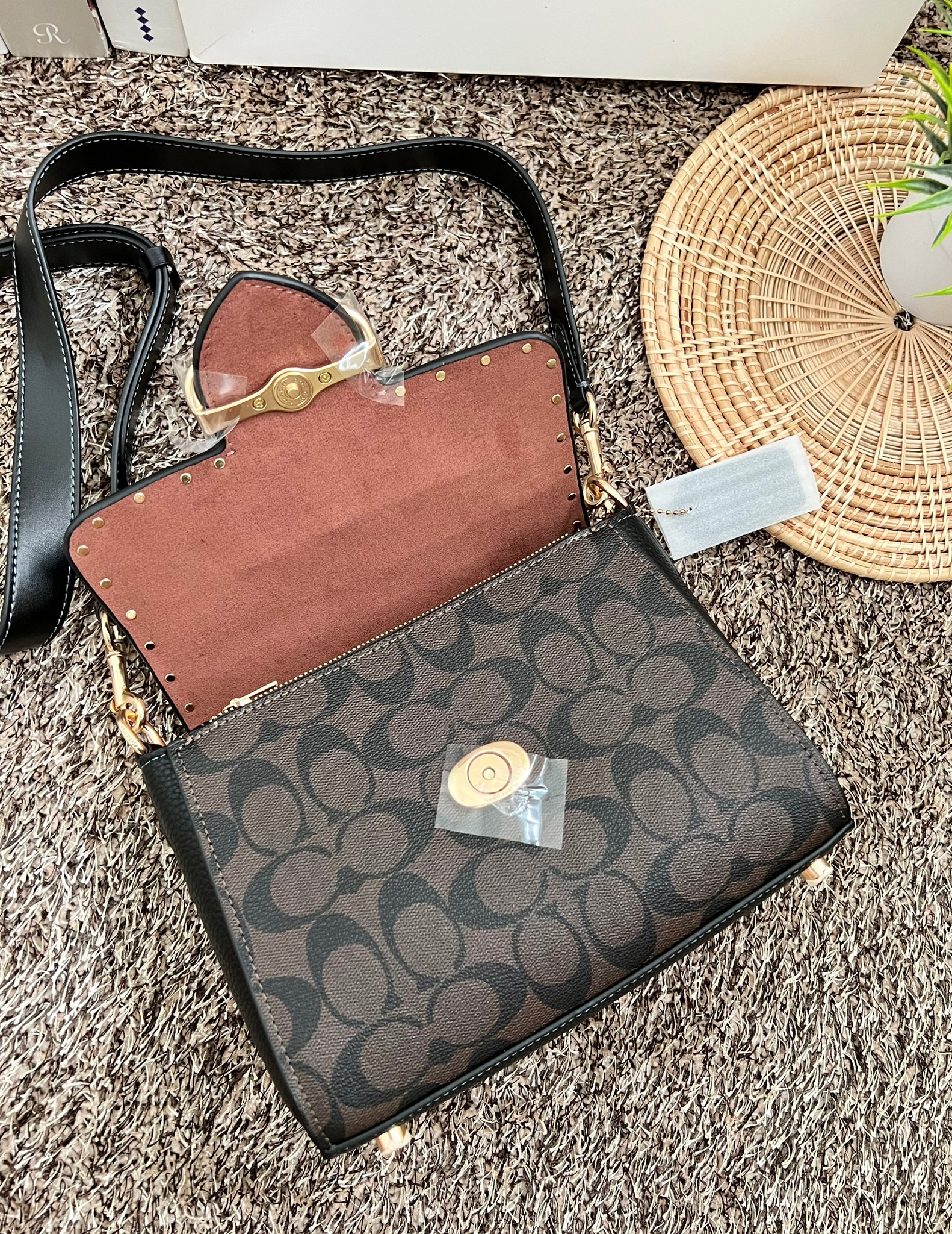 กระเป๋าสะพายไฮโซเรียบหรูดูแพงแบรนด์เนมโค้ชขนาด 8.5 นิ้ว หนังแท้ Coach Morgan Top Handle Satchel ((CE569//CF321//CF322))