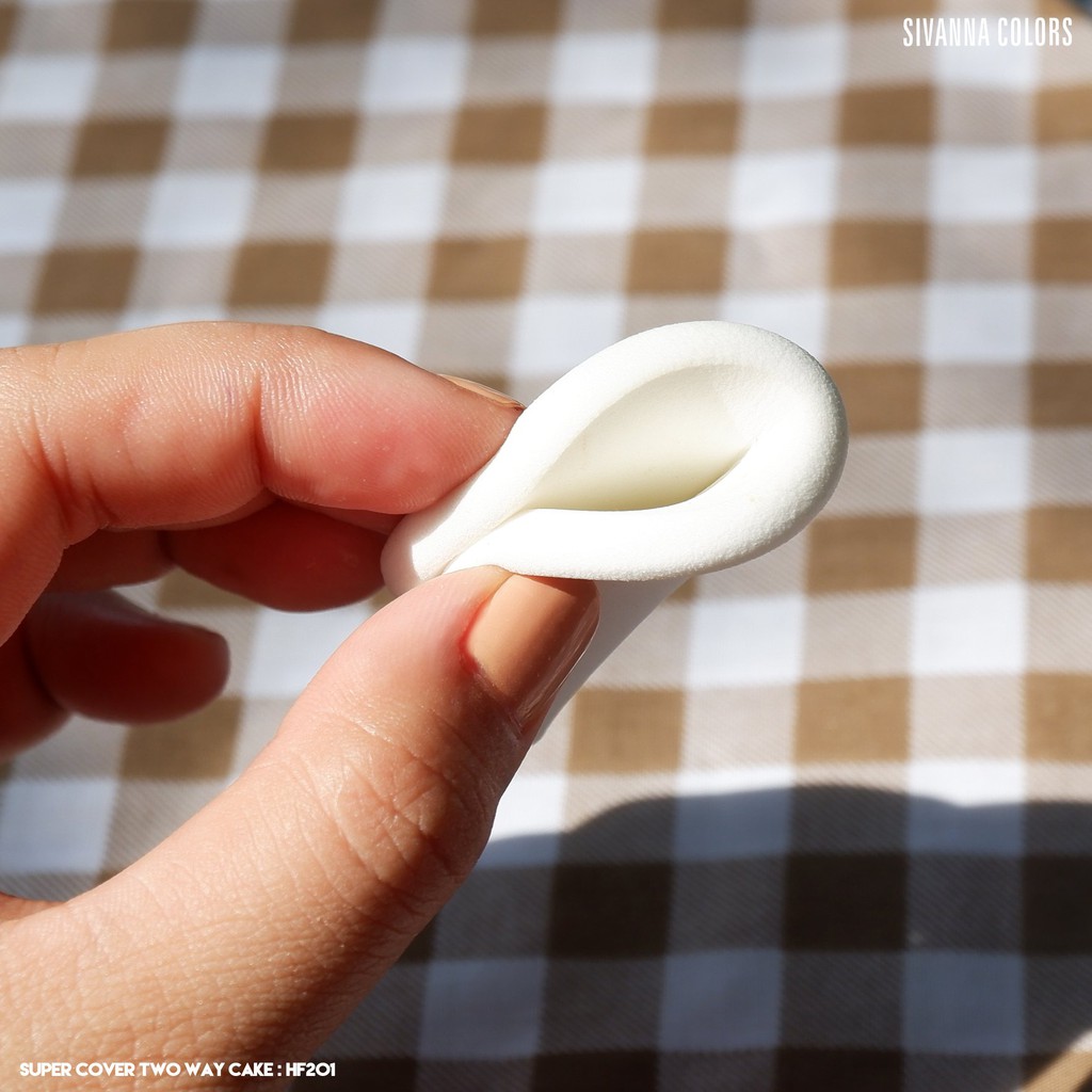 Sivanna Colors Super Cover Two Way Cake Powder HF201 ซิเวียน่า แป้งผสมรองพื้น ตลับดำ