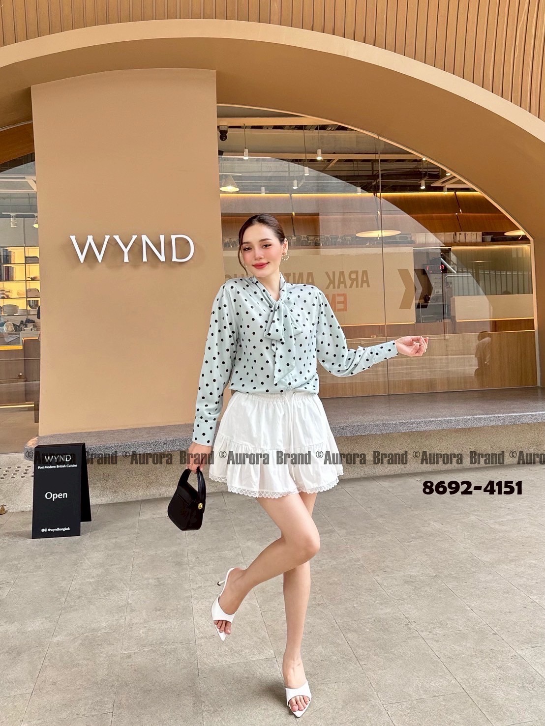 Label :: AURORA by RAMI-PAPHA Set เสื้อทรงใส่สบายๆ ลายจุด สวยหวาน กระดุมหน้าแกะใช้งานได้จริง ด้านหน้าผูกปรับได้ **เนื้อผ้านุ่มสวมใส่สบาย +++มาพร้อม กระโปรงดีเทลเก๋ แมชกันได้อย่างลงตัว ช่วงเอวมีสม๊อคยืดหยุ่นตามลำตัว ซับในกางเกง