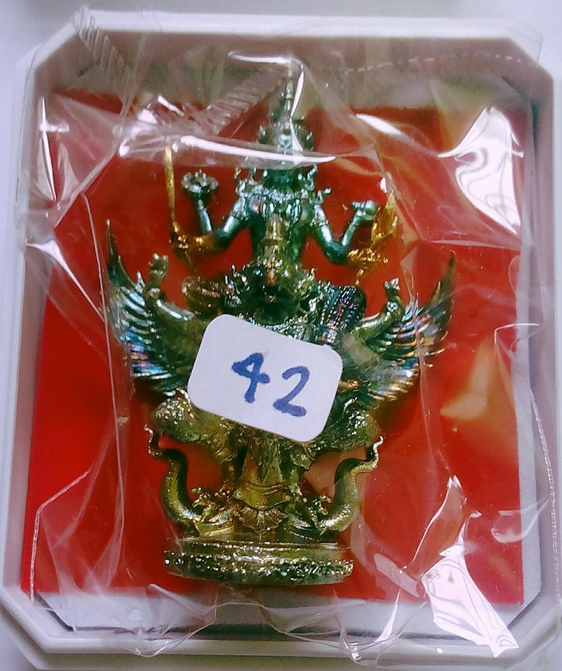 พระนารายณ์ทรงสุบรรณ หลวงปู่ลุน ธัมมธโร