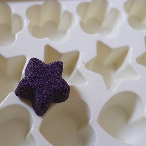 พิมพ์บาธบอมบ์ ดาวดอกไม้ 10-12 กรัม. 21 ก้อน 1 ชิ้น