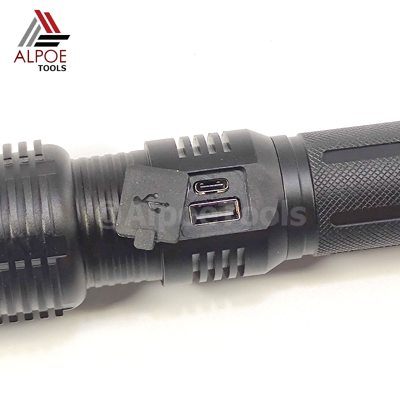 ไฟฉายแรงสูง พร้อมอุปรกรณ์ชาร์จ หลอด T20 ถ่าน 26650 รุ่น JX-2020