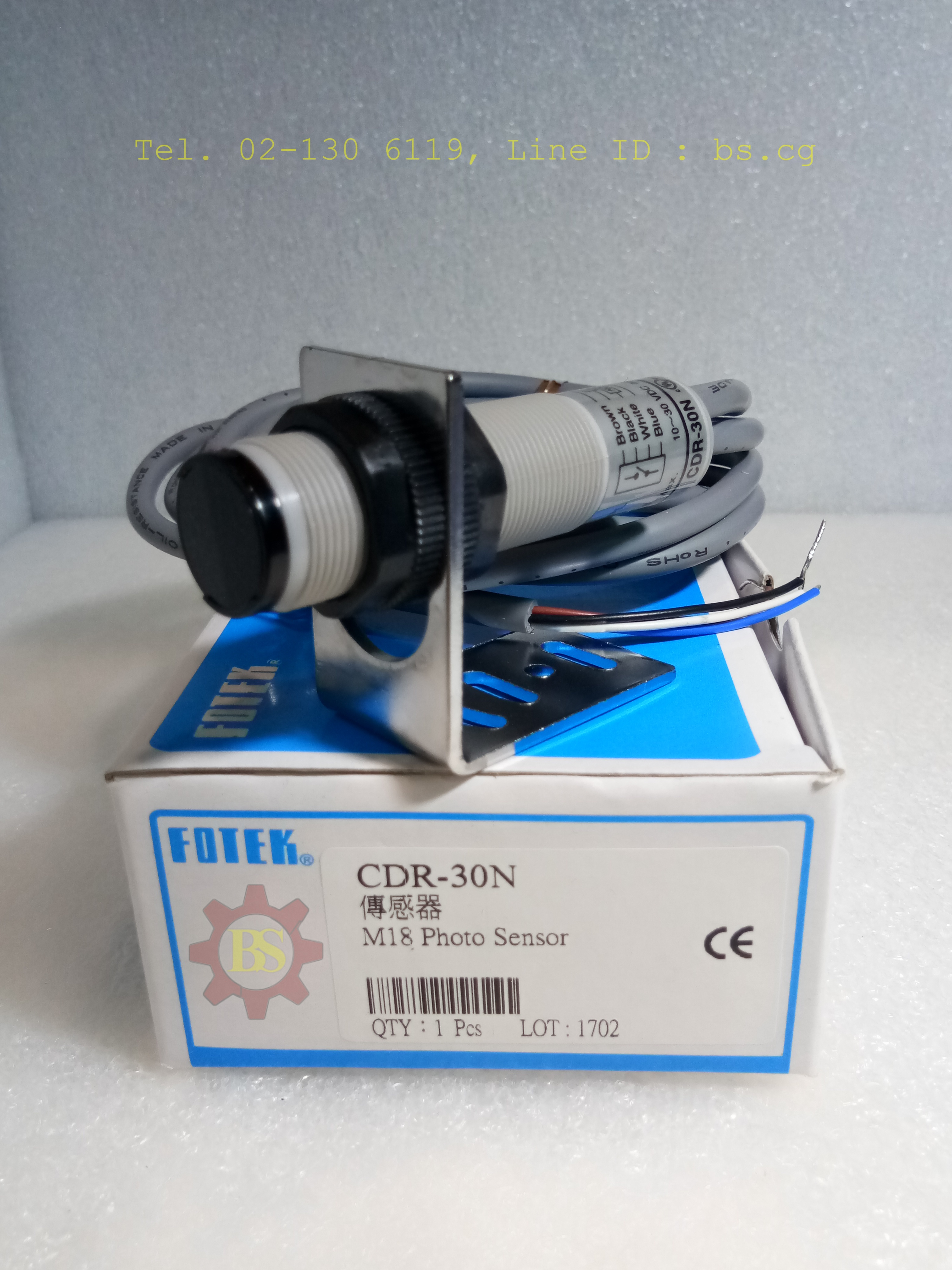 FOTEK: M18 Power Photo Sensor CDR-30N