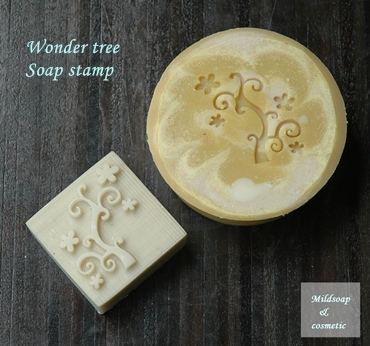 TREE WONDER SOAP STAMP 4 X 4 CM.