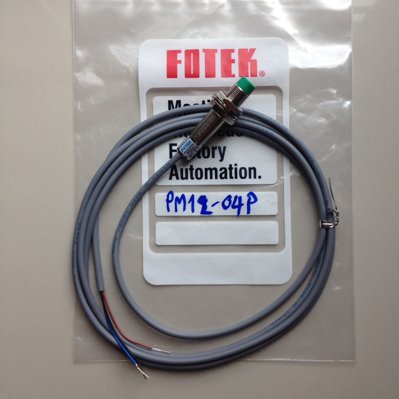 20 ชิ้น : FOTEK : Proximity Sensor Screw Type : PM12-04P