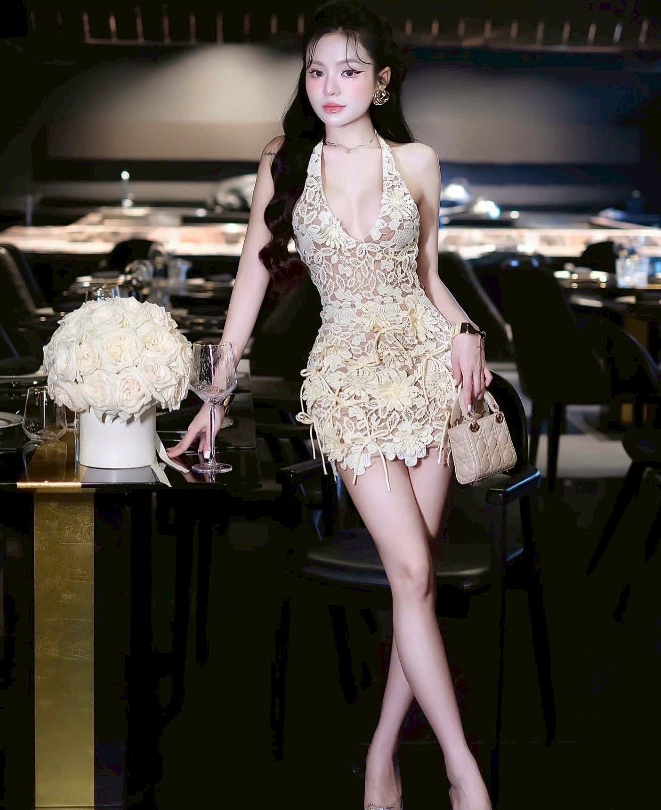 TAG:Rattana🌟PT Detail :: ชุดเดรส มีความหรูหราและแซ่บ sexy เบา ๆ ดูแพง ว๊าวมาก ดีเทลชุดเป็นลูกไม้ทั้งชุด โดดเด่นอ่อร่า สุดๆ และแต่งโบทั้งชุด จะใส่ออกงาน ปาตี้ วันเกิด ปังแน่นอน อกเสริมฟองน้ำ