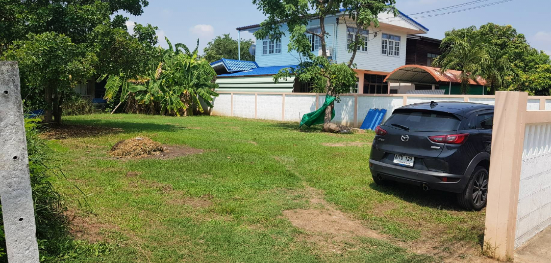 ขายที่ดินราคาถูกที่สุดมีรั่วรอบขอบชิดพร้อมสร้างบ้านอยู่อาศัย108ตารางวา