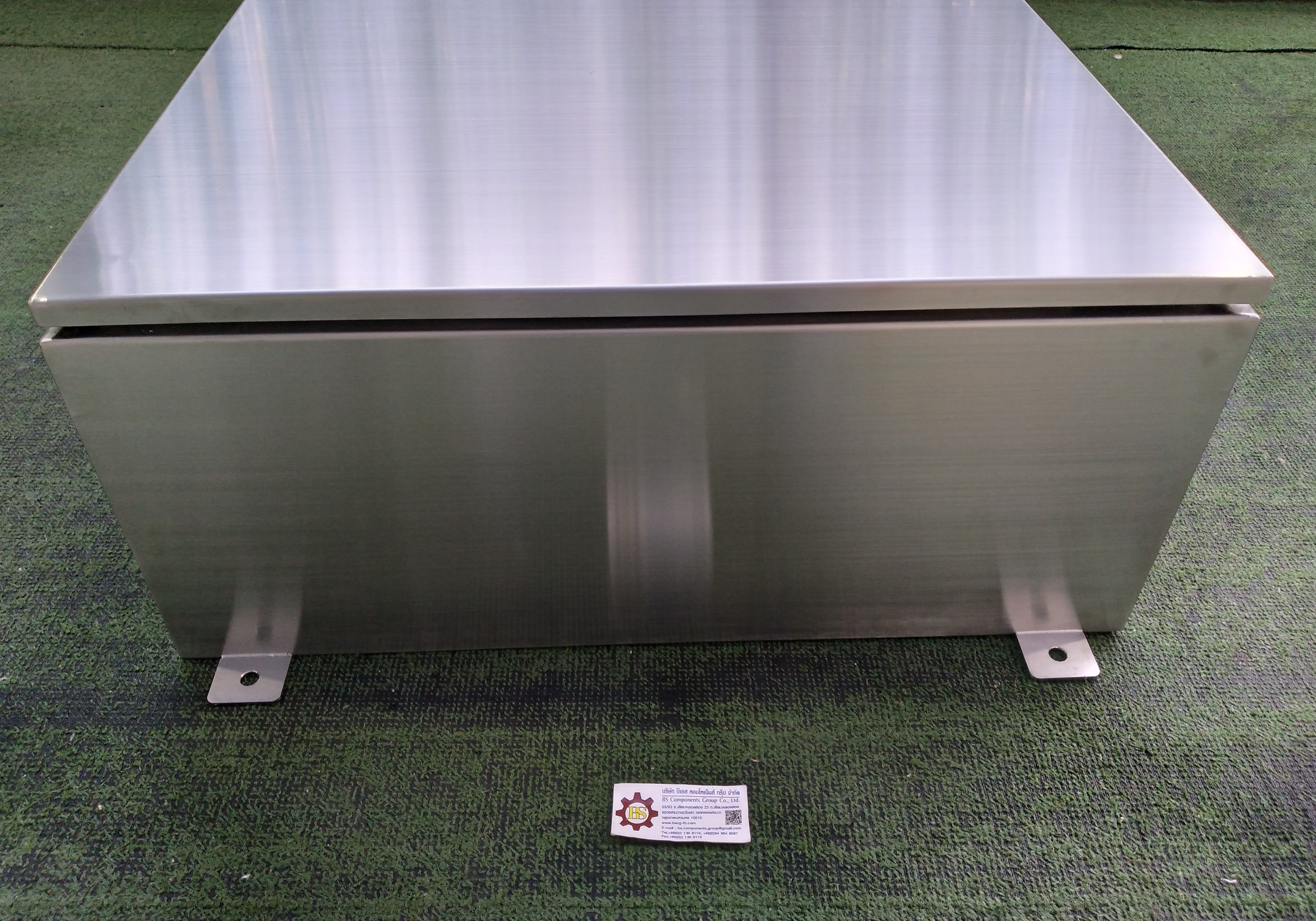 ตู้สแตนเลส 304 ฝาสองชั้น ทึบ กันน้ำ W606xH680xD300mm. Thk 1.5mm.