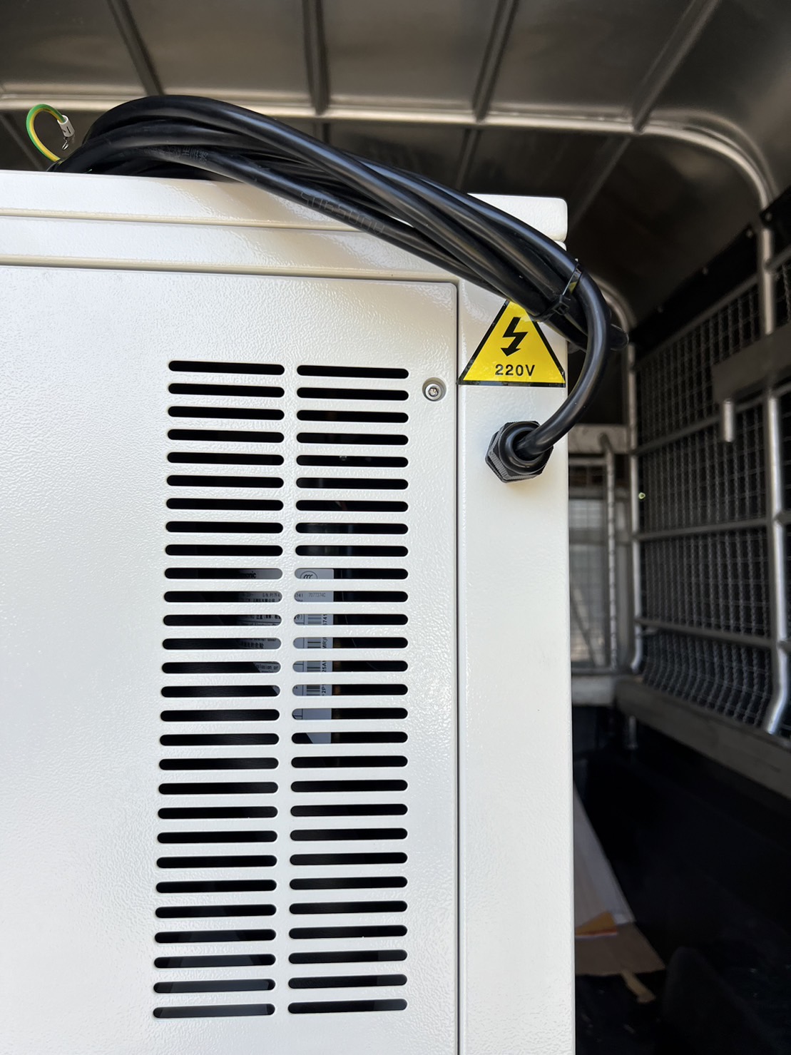 SZAGS : AIR COOLED INDUSTRIAL CHILLER No. AC-1