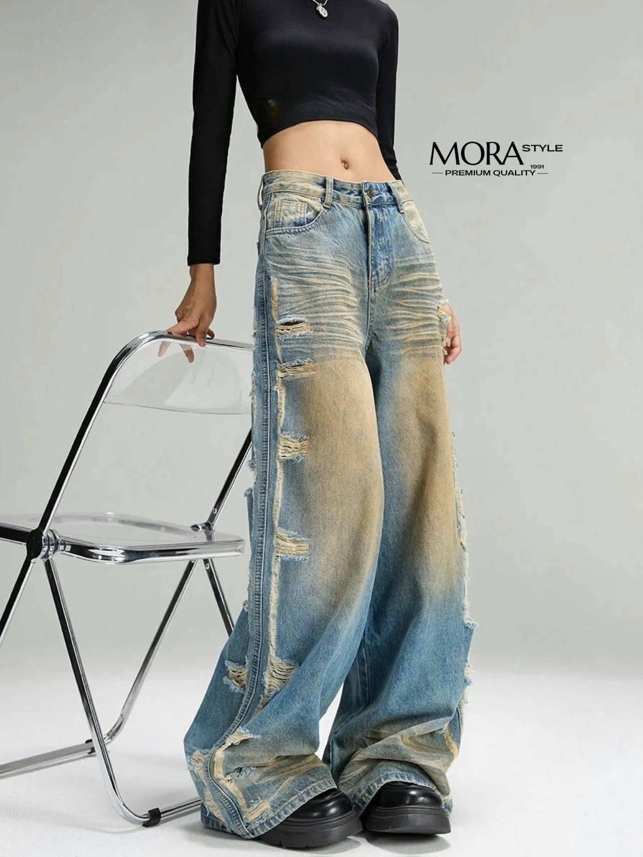 เซ็ต 2 ชิ้น เสื้อครอปแขนยาว ผ้ายืดหยุ่น งานสวยจึ้ง มาพร้อมกับกางเกงยีนส์เอวสูงขากระบอก ฟอกสี แต่งขาดด้านข้าง สายเท่ๆคูลๆแนะนำรุ่นนี้เลยค่าา