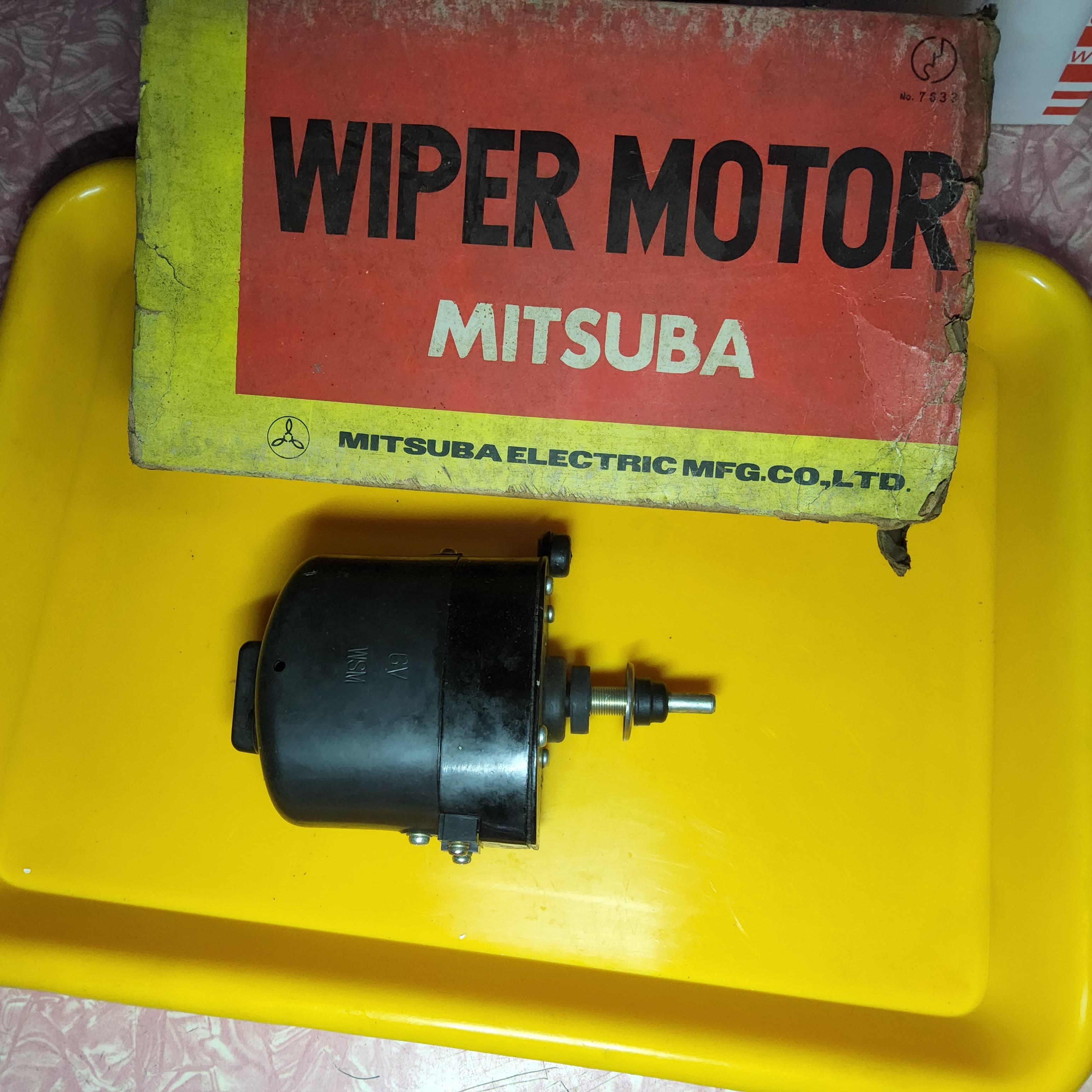 มอเตอร์ปัดน้ำฝน 6V แกนสั้น รถจี๊ป(Jeep) แกนยาว 50 มม. Japan มี 1 ตัว