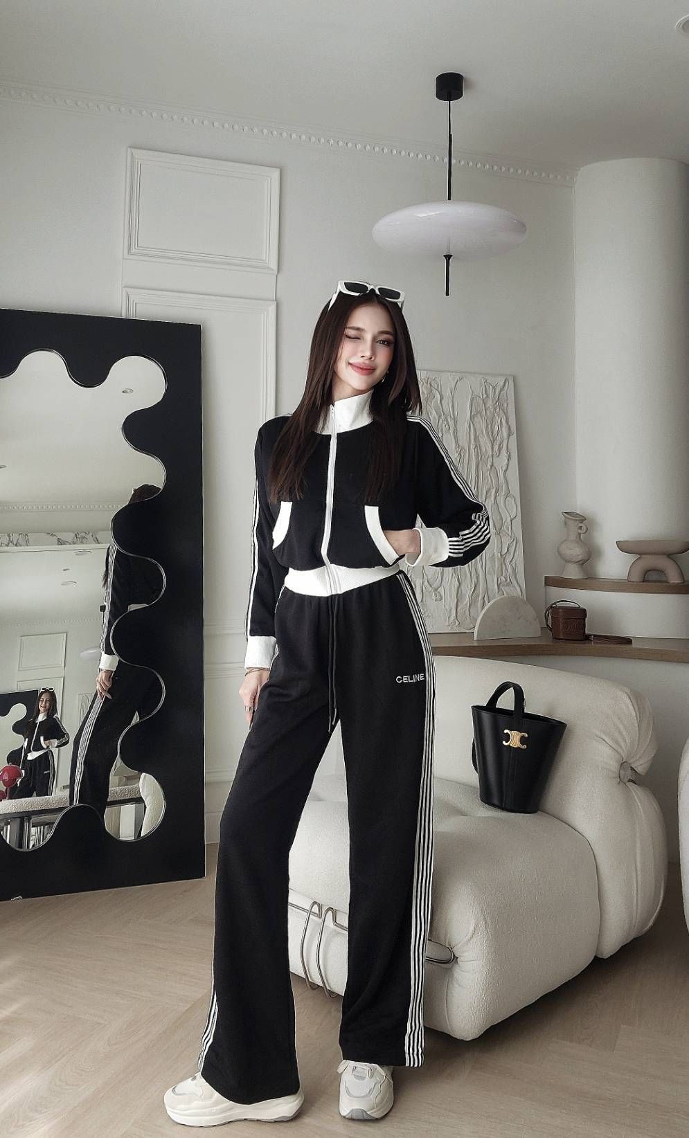 Set นี้พลาดไม่ได้ งานสวย งานดี พรีเมี่ยมสุดๆ ลูกค้าขา ผ้าเนื้อดีพรีเมี่ยม เนื้อผ้าเด้งยืด มาเป็นเซท ใส่สวยสุดปังคร่า