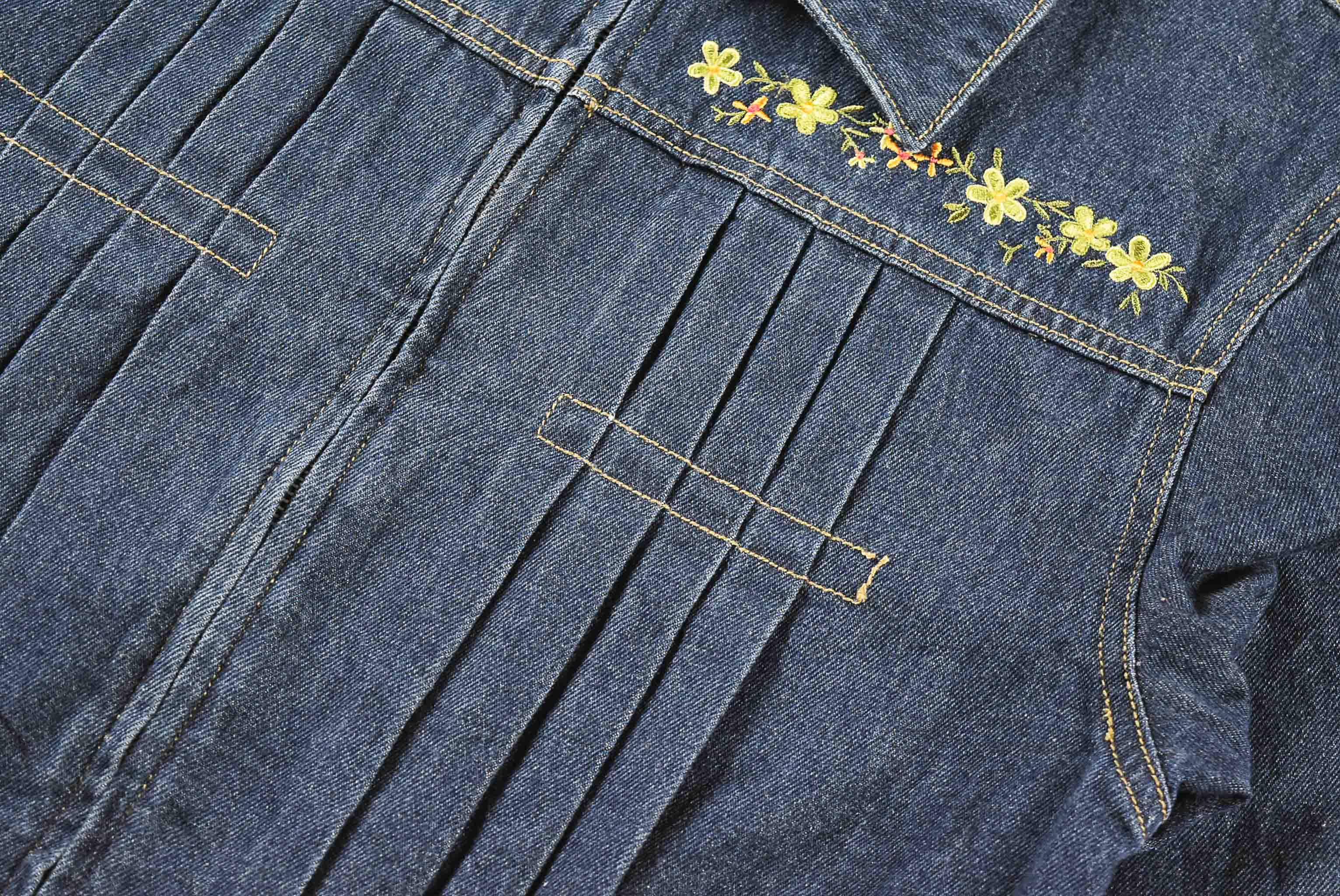 Felissiom อกจริง 38 ไซส์ L เสื้อแจ็คเก็ตยีนส์ แขนยาว ผู้หญิง สีเข้ม ปักลายดอก มีซิปหน้า ผ้านุ่ม คลุมกัดแดด