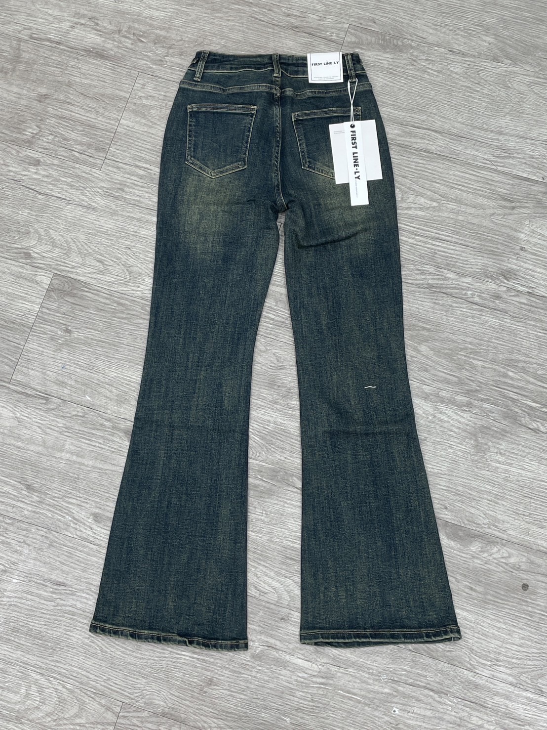 กางเกงยีน ขาม้า เอวสูงผ้ายีนยืด stretch jeans ดีแมทกับเสื้อครอบ เสื้อยาวได้หมด งานสวยมาผ้าใส่สบาย ใส่ได้ตลอดไม่มีเอ้า ย้ำยีนยีนยืด