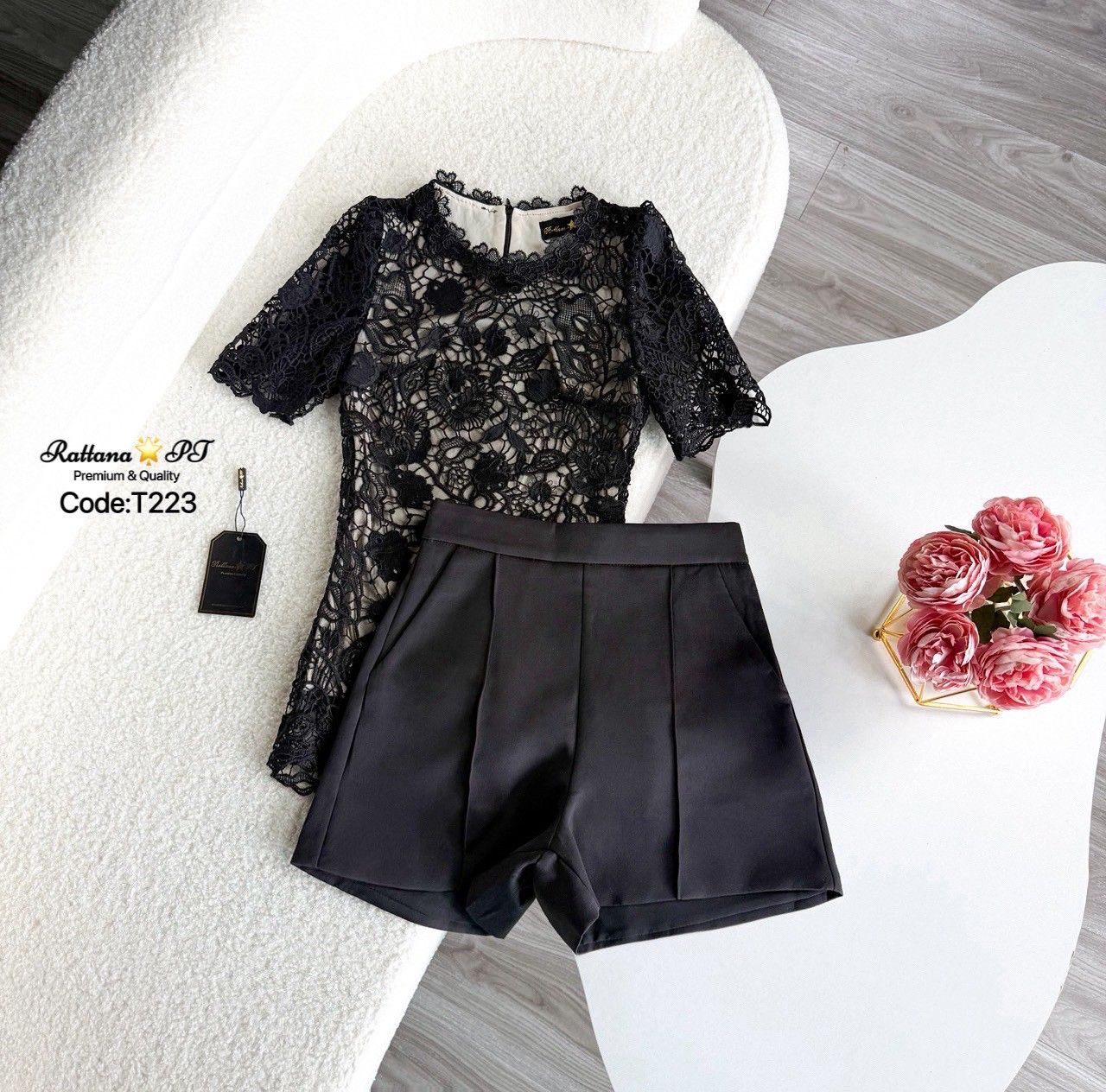 เซต2 ชิ้น เสื้อลูกไม้+กางเกงขาสั้น #Rattana🌟PT #เซตออกงาน #ชุดทำงาน #งานตามหา #งานป้ายคุณภาพดี