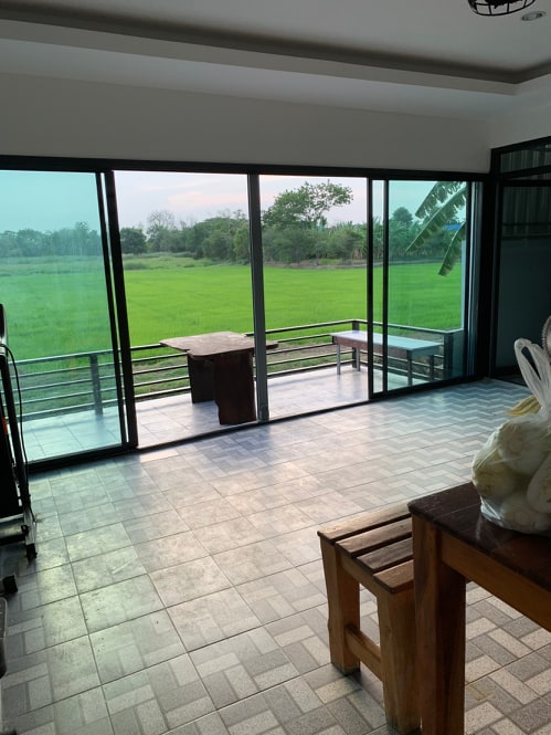 บ้านเดี่ยว 59.8 ตรว.3 ห้องนอน 2 ห้องนํ้าเฟอร์นิเจอร์ครบครันบ้านกว้างมีพื้นที่สวนพร้อมสำหรับทุกคนในครอบครัวบ้านสิริทรัพย์ อ.บ้านโป่ง จ.ราชบุรี