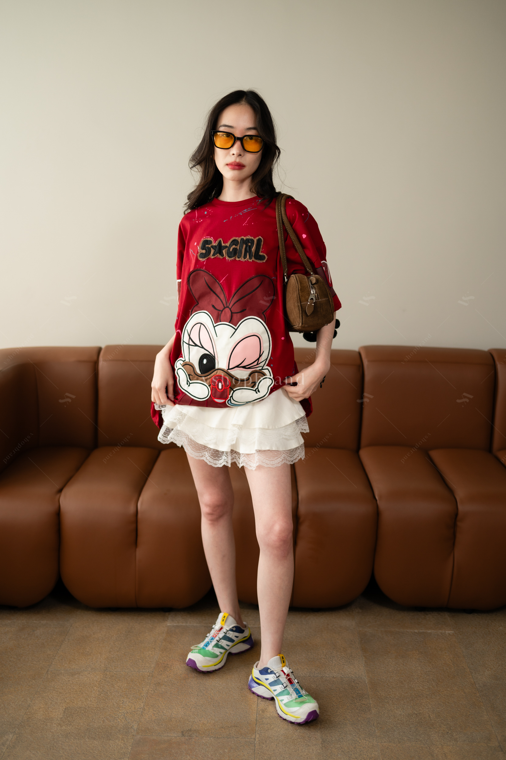 เสื้อยืดแขนสั้นปักลาย crazy duck
