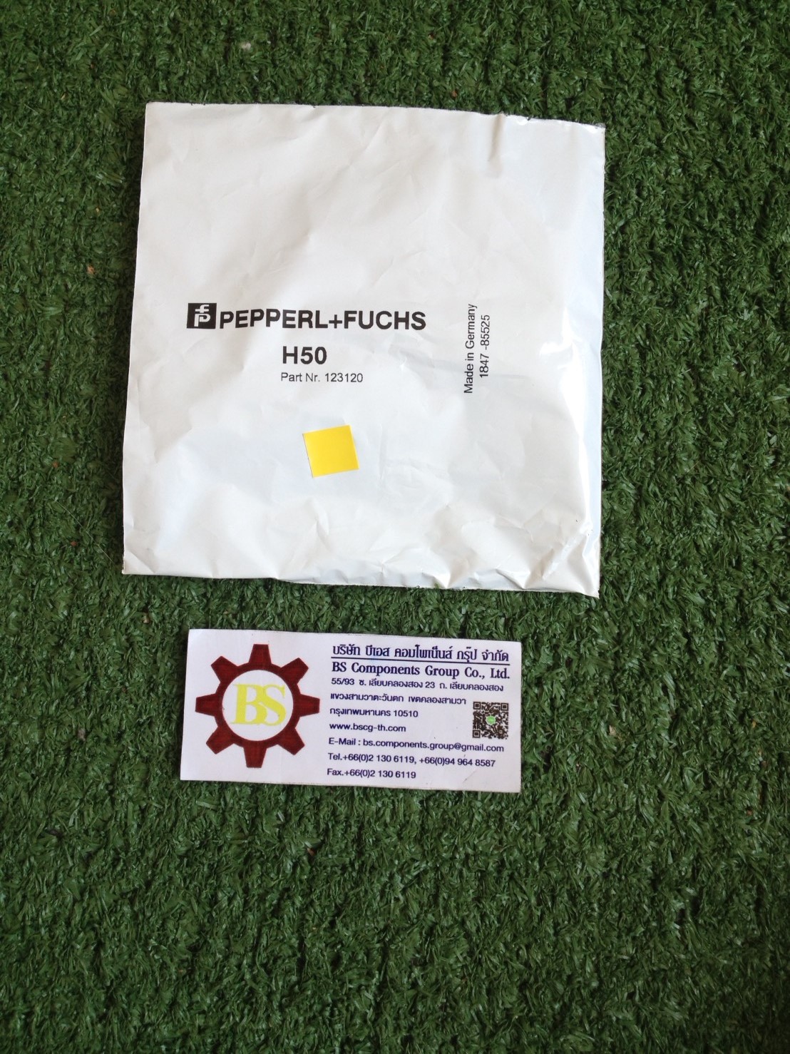 PEPPERL+FUCHS : Reflector REF-H50