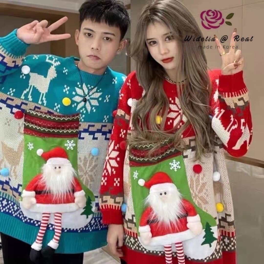 Sweather :: เสื้อตัวยาวสุดเก๋ รุ่นนี้ปังมากแม่ งานเกรดพรีเมี่ยม ตัวเสื้อเป็นไหมพรมเนื้อนุ่มนิ่ม ทอลายเก๋สีสันสดใสทั้งตัว มาพร้อมกับตุ๊กตา Pop Up ตัวใหญ่บึ้ม ในตีม Christmas สุด Cute งานสวย ทรงเป๊ะ คัทติ้งเนี้ยบมาก งานไหมพรมเนื้อดีมากนะคะ