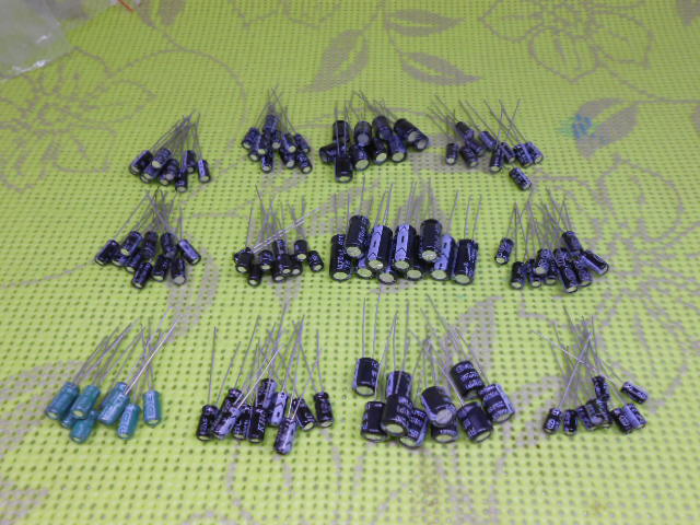 ตัวเก็บประจุ 0.22uf-470uf ้ 1 ถุง มี 12ค่า ค่าละ 10 ตัว รวม120ตัว