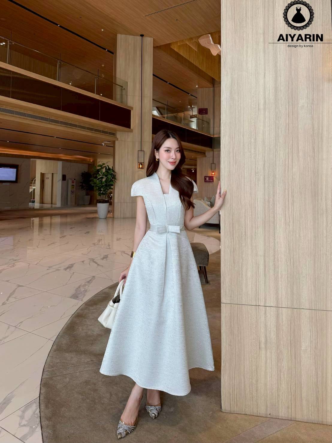 เดรสผ้าไหมดิ้นทองชุดทรงสวยงานผู้ดีใส่ออกงานบวชงานบุญงานเเต่ง เดรสผ้าไหมญี่ปุ่นเนื้อดีสวยไฮโซเนื้อดีมีทรงสวยมั้กๆผ้าหนานิ่มไฮโซสวมใส่ง่าย