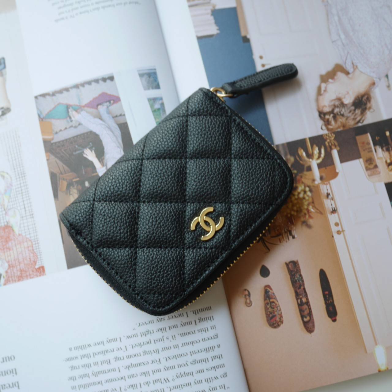 กระเป๋าสตางค์ใบสั้นซิปรอบเรียบรหรูดูแพงแบรนด์เนมชาแนลพรีเมี่ยมกิ๊ฟ Chanel Premium gift-หนังคาเวียร์สีดำอะไหล่ทอง