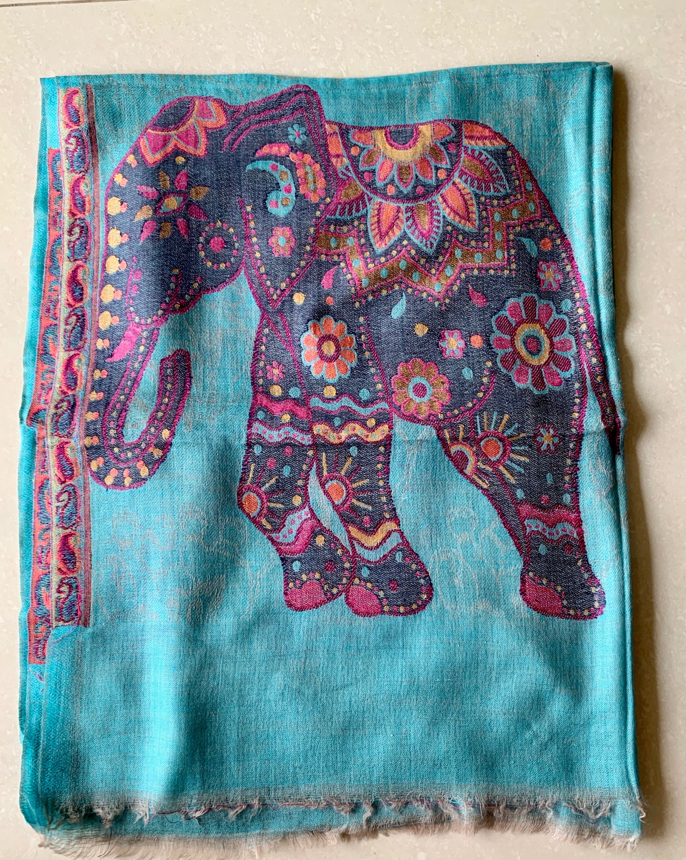 ผ้าขนสัตว์จามรี