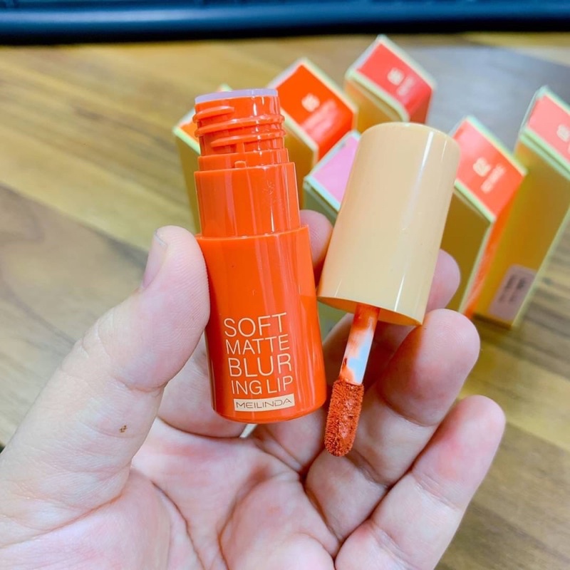 MEILINDA Soft Matte Bluring Lip 3.5g #MC2063 ลิปซอฟแมทเนื้อนุ่มลื่น