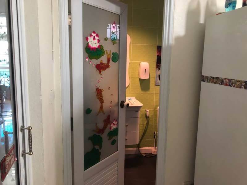 ขายด่วน บ้านเดี่ยวต่อเติมสวยงามทั้งหลัง พื้นที่ 51 ตร.ว ห้องใช้สอย 10 ห้อง ซอยเจริญกาญจน์ ถนนเสรีไทย 41 บึงกุ่ม