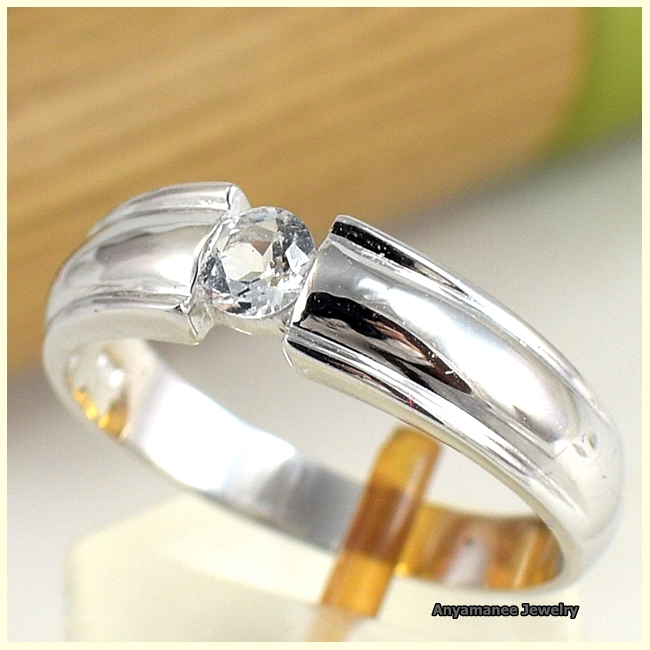 แหวนเงินแท้ฝังพลอยไวท์โทปาซสีขาวใส อัญมณีแท้เหมืองจันทบุรี