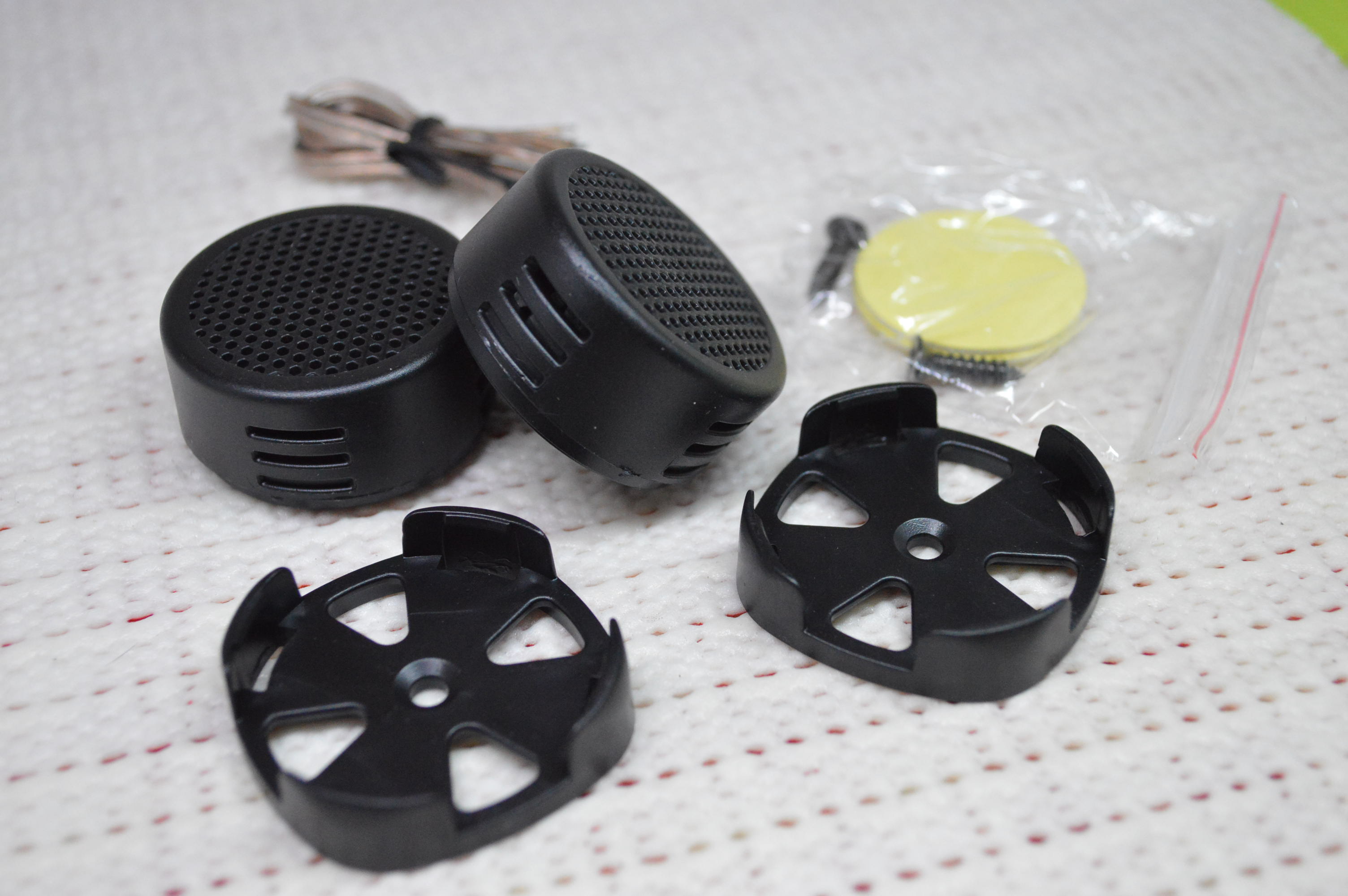 ลำโพงเสียงใสพิเศษแบบซุปเปอร์ทวีตเตอร์ 500W ชมคลิบด้านล่าง