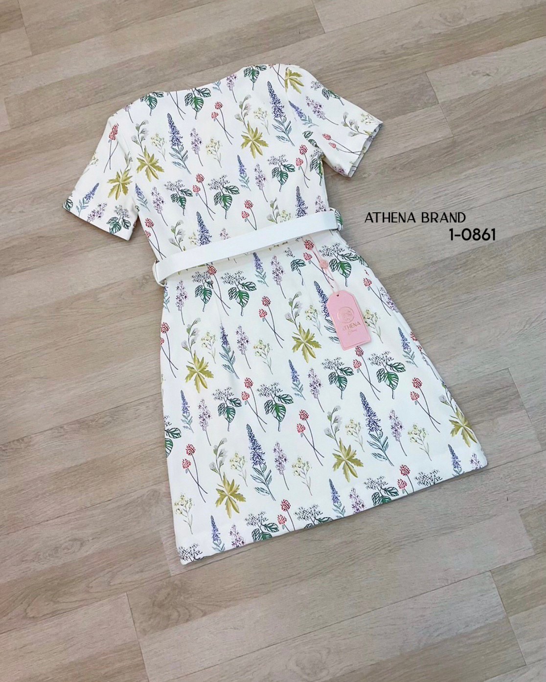 เดรสสั้นงานป้าย Athena สีขาวลายดอกไม้ไฮโซน่ารัก Size M
