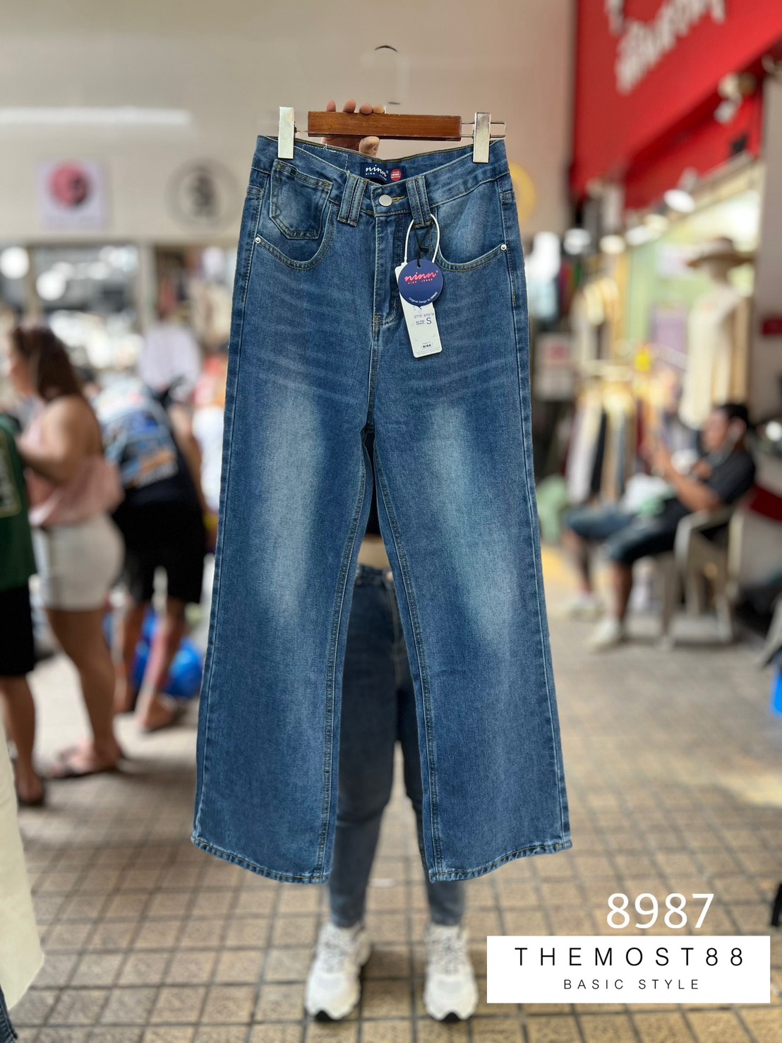 #8987 กางเกงทรงกระบอก ผ้าไม่ยืด เอวสูง งานผ้านิ่มอยู่ทรงสวย ปลายขาเย็บเก็บงานผ้าฟอกสีสวยๆ เรียบๆ ใส่ได้ทุกวันเลยจ้า