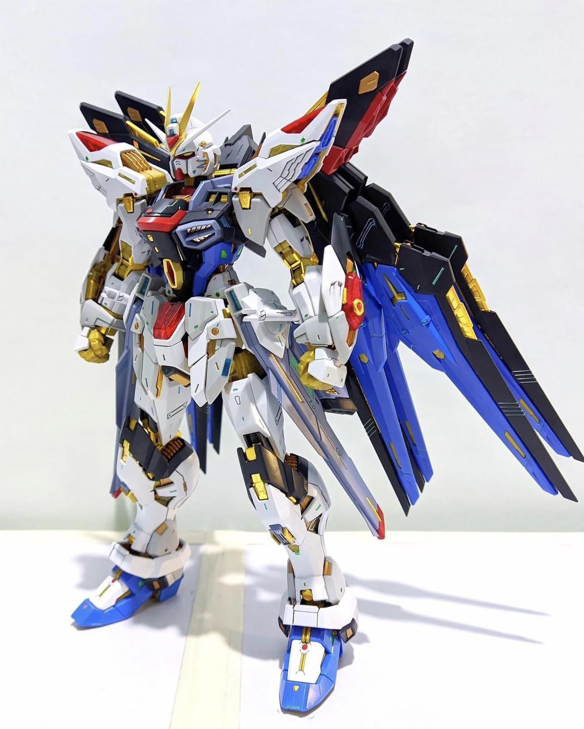 [Xin Model] MGEX 1/100 ZGMF-X20A Strike Freedom**ทักเเชทก่อนกดคำสั่งซื้อนะครับ***