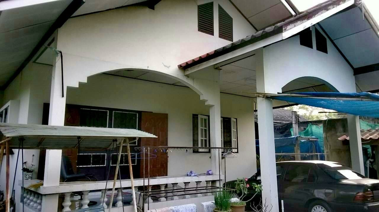 ขายบ้านเดี่ยวใจกลางเมืองลำปางราคาถูกที่สุด3ห้องนอน2ห้องนํ้า