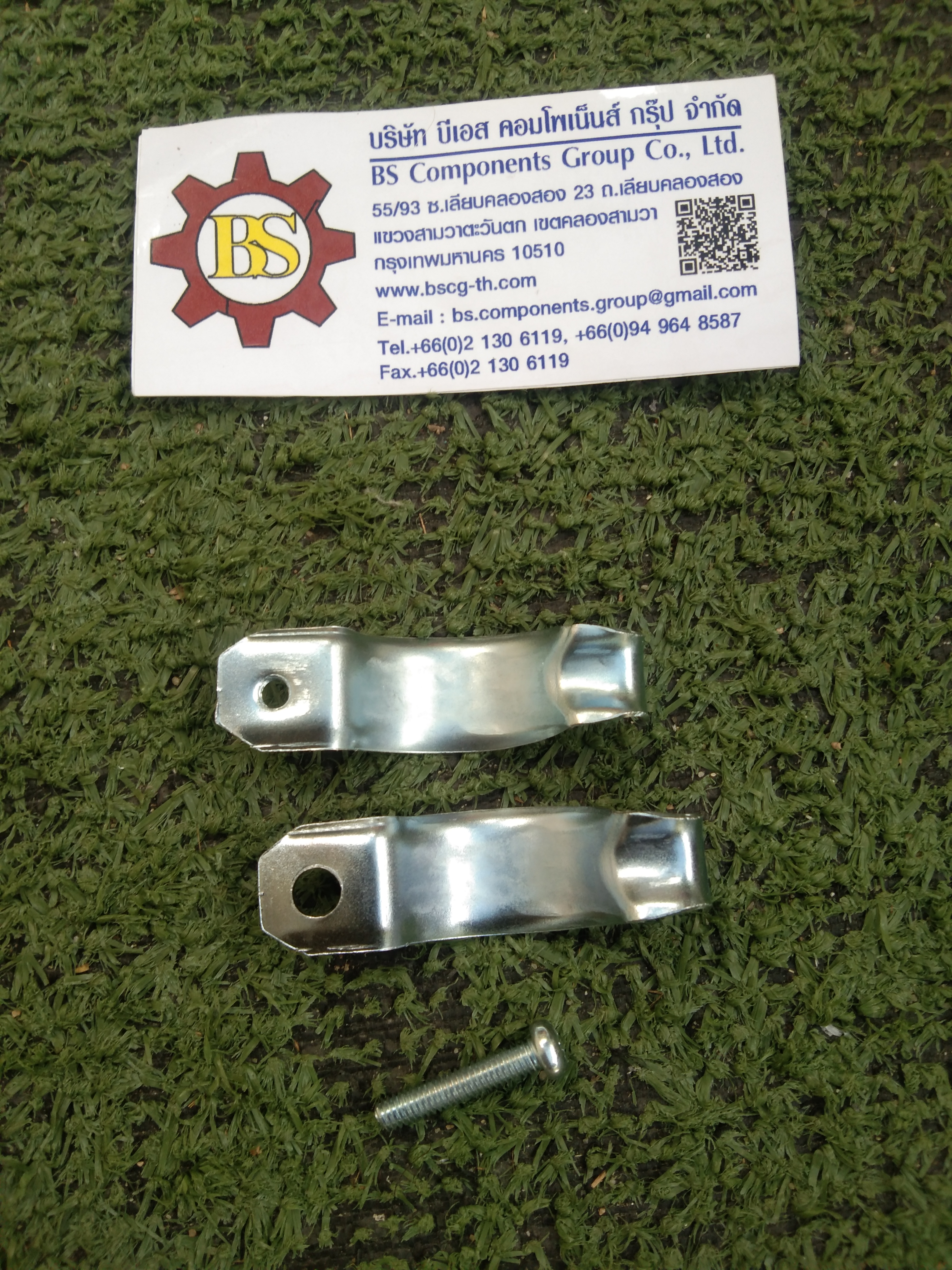 แคล้มวงเดือน EMT 3/4" สีขาว