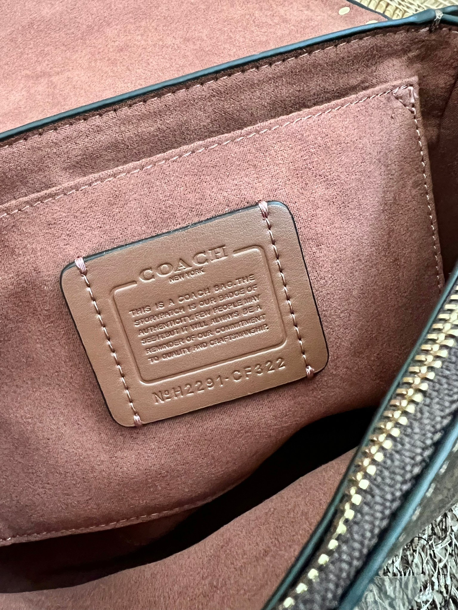 กระเป๋าสะพายไฮโซเรียบหรูดูแพงแบรนด์เนมโค้ชขนาด 8.5 นิ้ว หนังแท้ Coach Morgan Top Handle Satchel ((CE569//CF321//CF322))