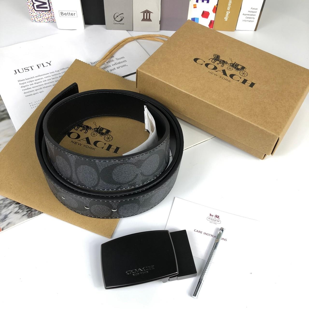 ชุดเข็มขัดผู้ายแบรนด์เนมโค้ชสีเทาดำลายc หนังแท้หนังแคนวาส COACH Belt