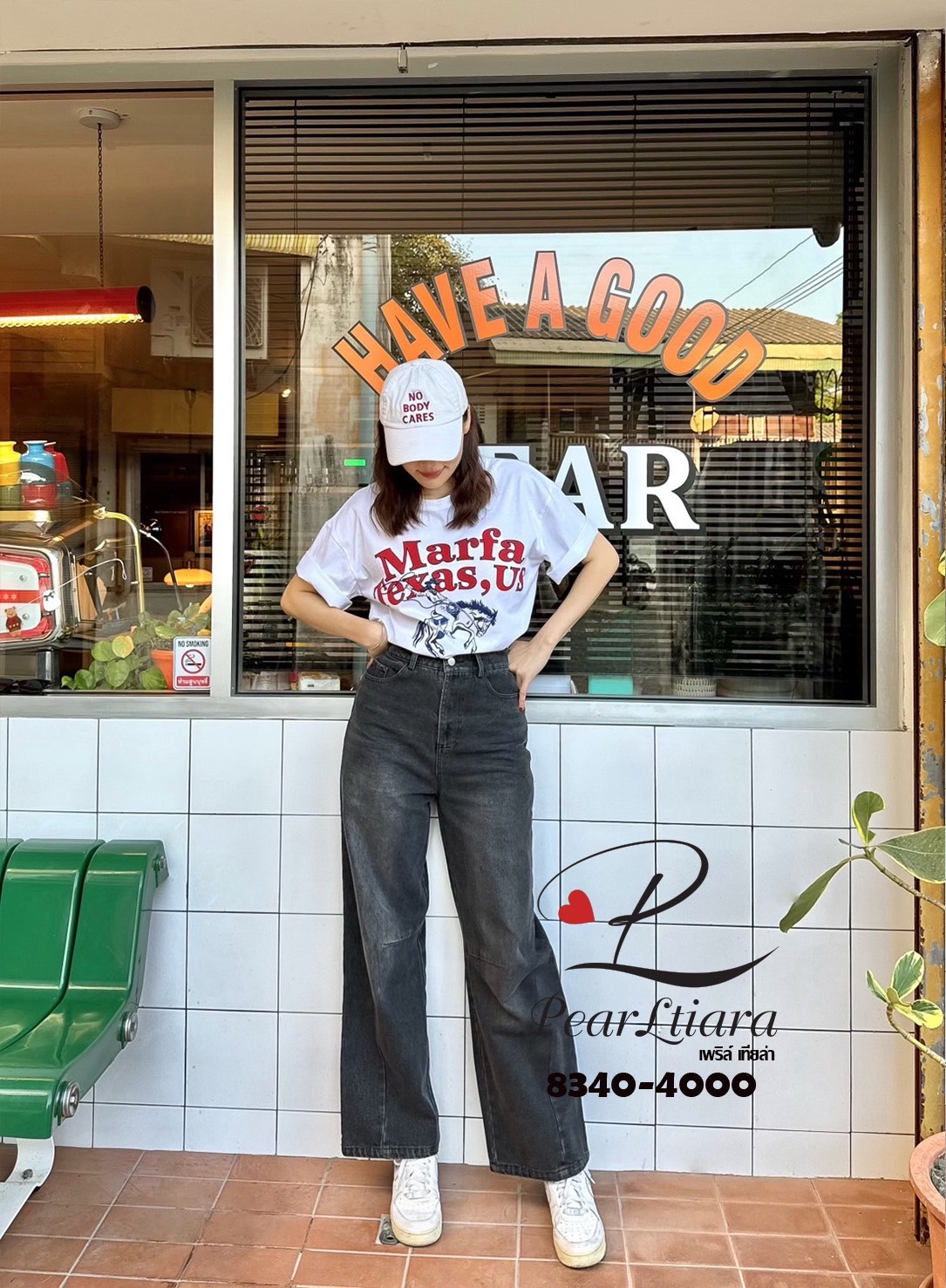 Setผ้ายืดโทนสีขาว เนื้อผ้าหนานิ่มยืดหยุ่นอย่างดี ทรงOver.size ทรงปล่อยๆ ใส่สบายๆ ผ้าดี๊ดี (เสื้อทรงสวม) +++มาพร้อมกับกางเกงเดนิ่มยีนส์ ที่แมชกันได้อย่างลงตัว เนื้อผ้ายีนส์อย่างดีหนานิ่มฟู มีกระเป๋าใช้งานได้จริง มีกระดุมและมีซิปหน้า