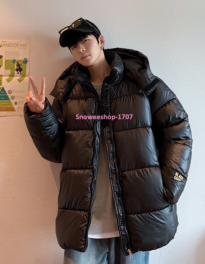 เสื้อกันหนาวใส่ติดลบ เสื้อกันหนาวคู่รัก เสื้อดาวน์แจ็คเก็ตสีดำ แต่งปกคอสูงพร้อมหมวกฮู้ด เหมาะสำหรับอากาศหนาวอุณหภูมิติดลบ กันหนาว กันลม กันหิมะได้ ใส่ได้ทั้งผู้ชายและผู้หญิง
