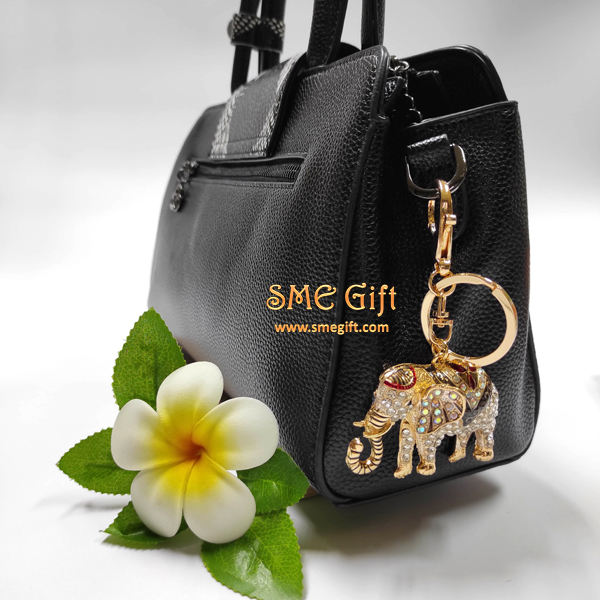 พวงกุญแจ ช้างทรง พร้อมกล่องของขวัญ Elephant Key-01 ชิ้น