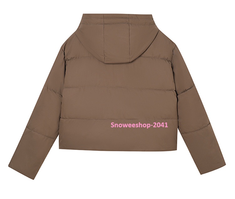 ดาวน์แจ็คเก็ตผู้หญิงแต่งขนเฟอร์สุดหรู ใส่แล้วอุ่นและสวยมีคลาส ฮู้ดขนเฟอร์นุ่มนิ่ม เพิ่มความชิค เสื้อหนา อบอุ่น ลมแรง หิมะตกก็เอาอยู่ แมทช์ง่าย เข้ากับทุกลุคสายแฟ มีให้เลือก 4 เฉดสีสวยละมุน