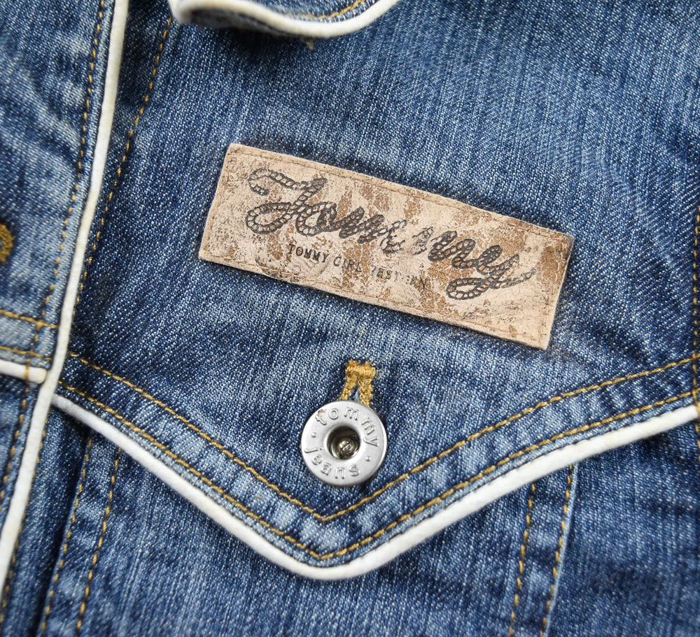 TOMMY JEANS®แท้ อก 30 เสื้อแจ็คเก็ตยีนส์หญิง ทอมมี่ ยีนส์ สียีนส์ เสื้อแขนยาว เนื้อผ้าดี