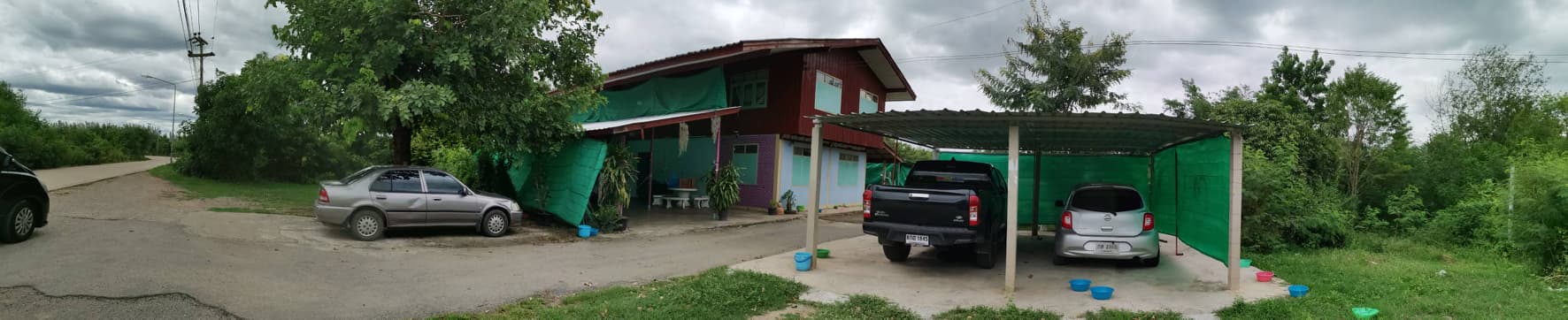 ขายบ้านพร้อมที่ดิน อ.เมืองราชบุรีพื้นที่กว้างขวางบรรยากาศดีพร้อมสำหรับทุกคนในครอบครัวห่างจากบิ๊กซีราชบุรี 3.5 กม.การเดินทางสะดวก