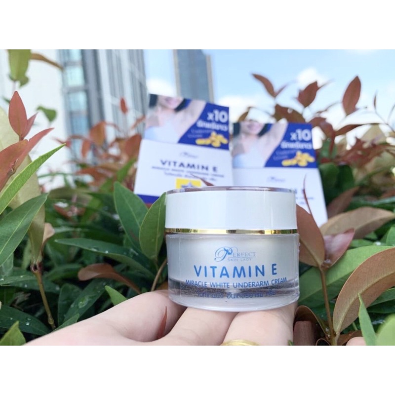 Perfect Skin Lady Vitamin E Miracle White Underarm Cream 15 g ครีมรักแร้ขาว