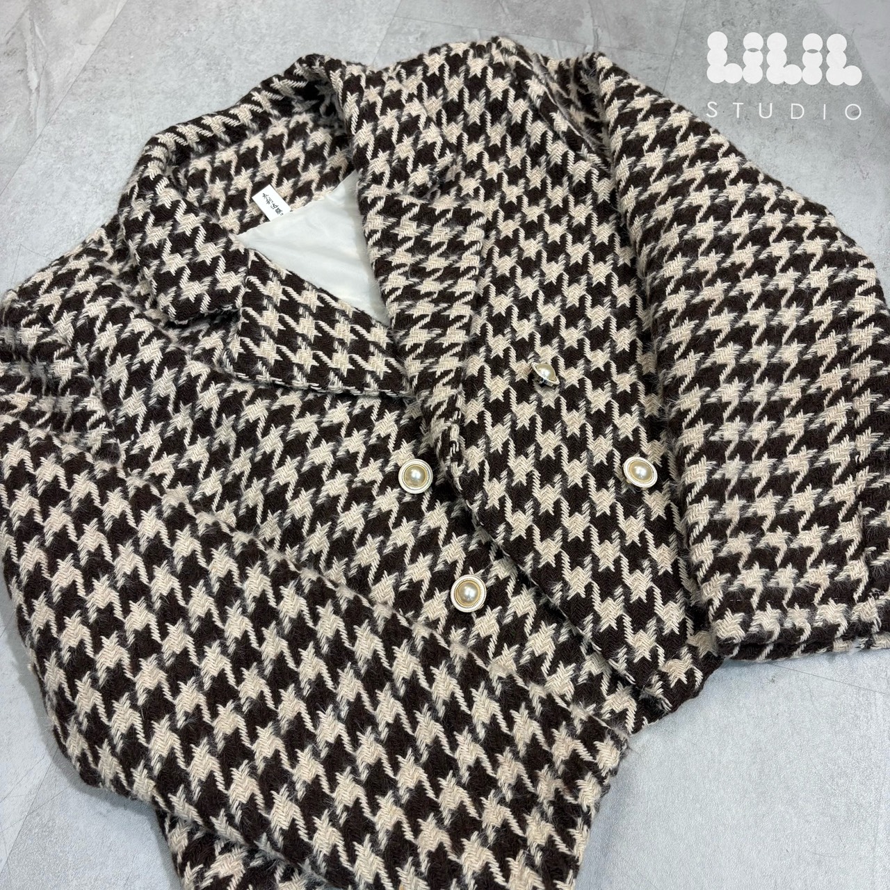 เสื้อคลุมผ้าทวีตลายชิโนริ งานผ้าดี ตัดเย็บดี แบบสวย ใส่ชิวๆ #ต้องมีค่ะ