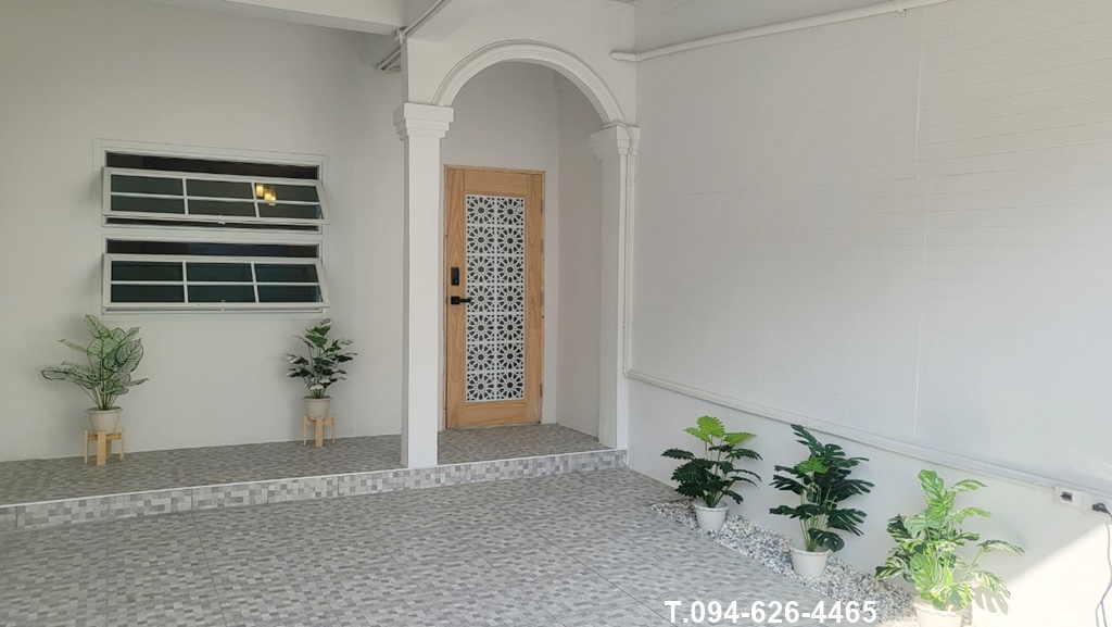 บ้านรีโนเวท พร้อมขาย ปทุมธานี หมู่บ้านคลองสามชัยพฤกษ์ บ้าน 2 ชั้น ขนาด 17 ตร.ว สไตล์ มูจิมินิมอล