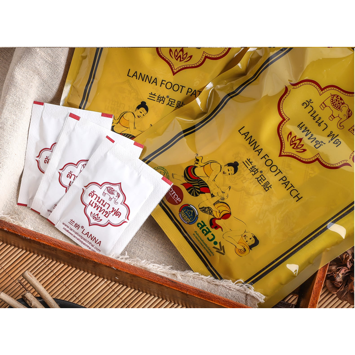Lanna Foot Patch 90g x 10 ชิ้น แผ่นแปะเท้า