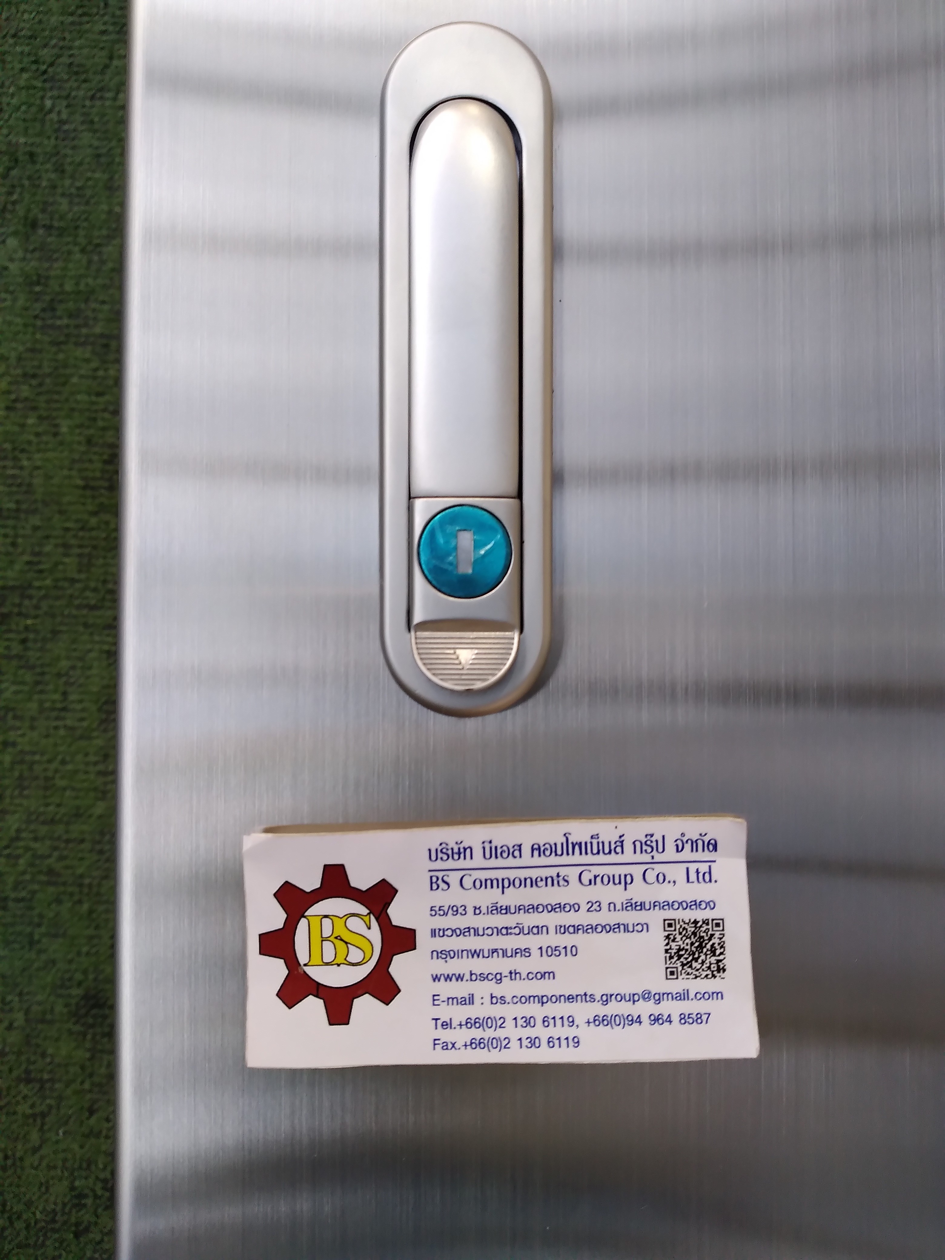 ตู้สแตนเลส 304 ฝาสองชั้น ทึบ กันน้ำ W606xH680xD300mm. Thk 1.5mm.